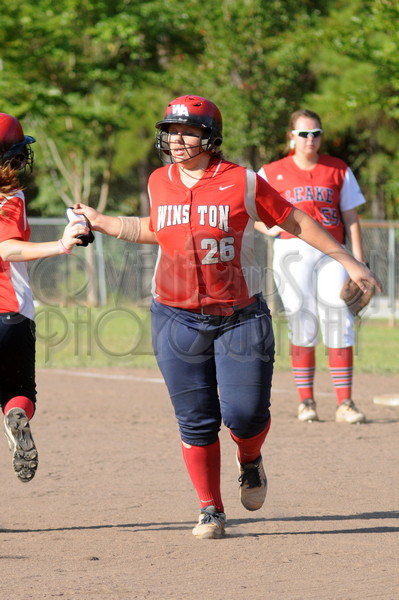 8-30 WA vs. LA 272.JPG - SCRIVENER D300